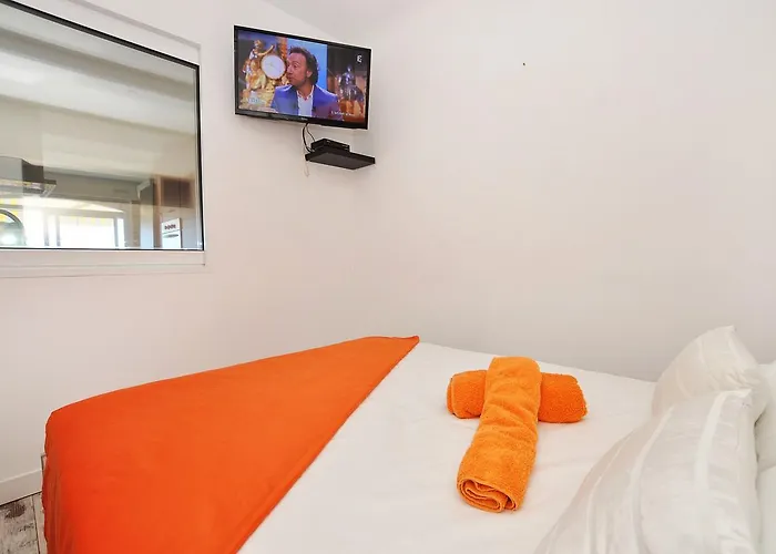 1160 Casa Concordia - Apivend Immo Ρόζες